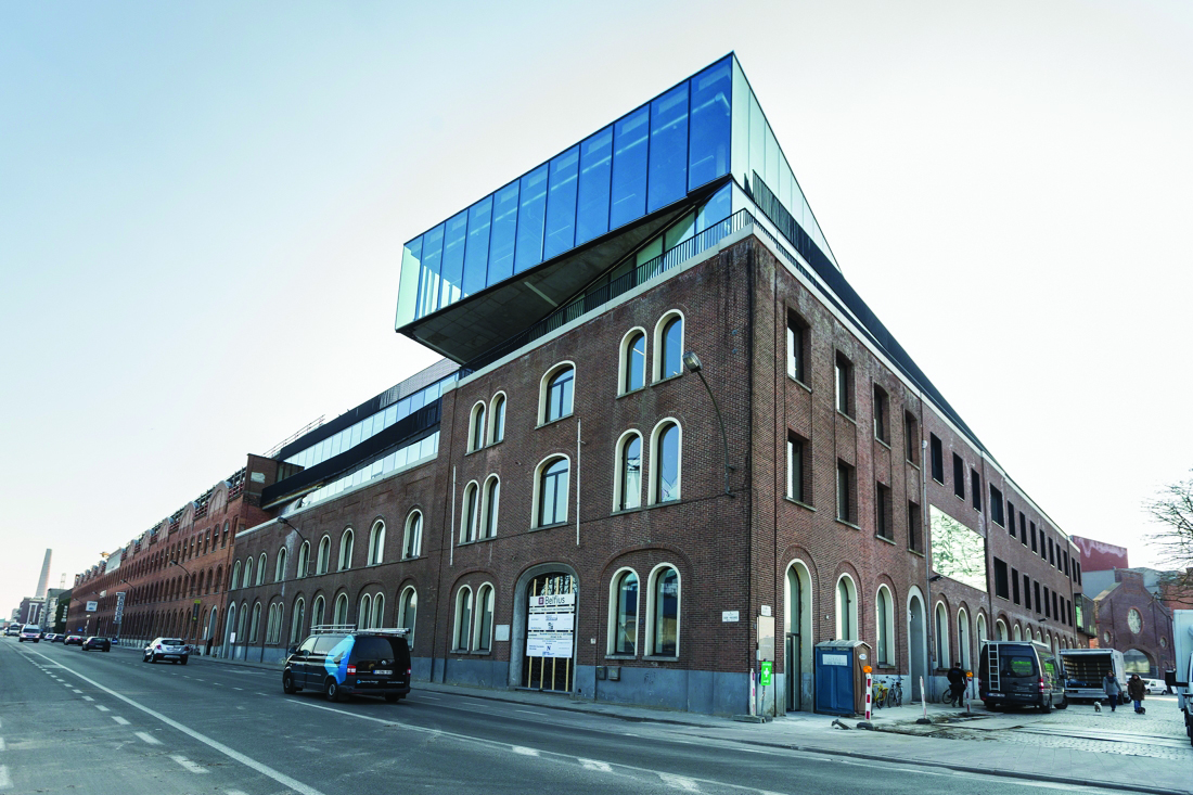 28387138059_e87cb1cc50_o-1