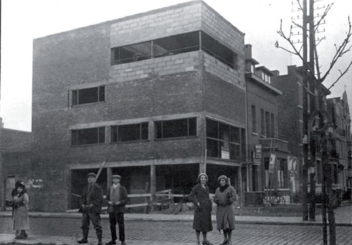 28898396878_56916c320b_o