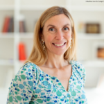 portret van Sarah Keymeulen, directeur van het Kortrijkse museum Abby